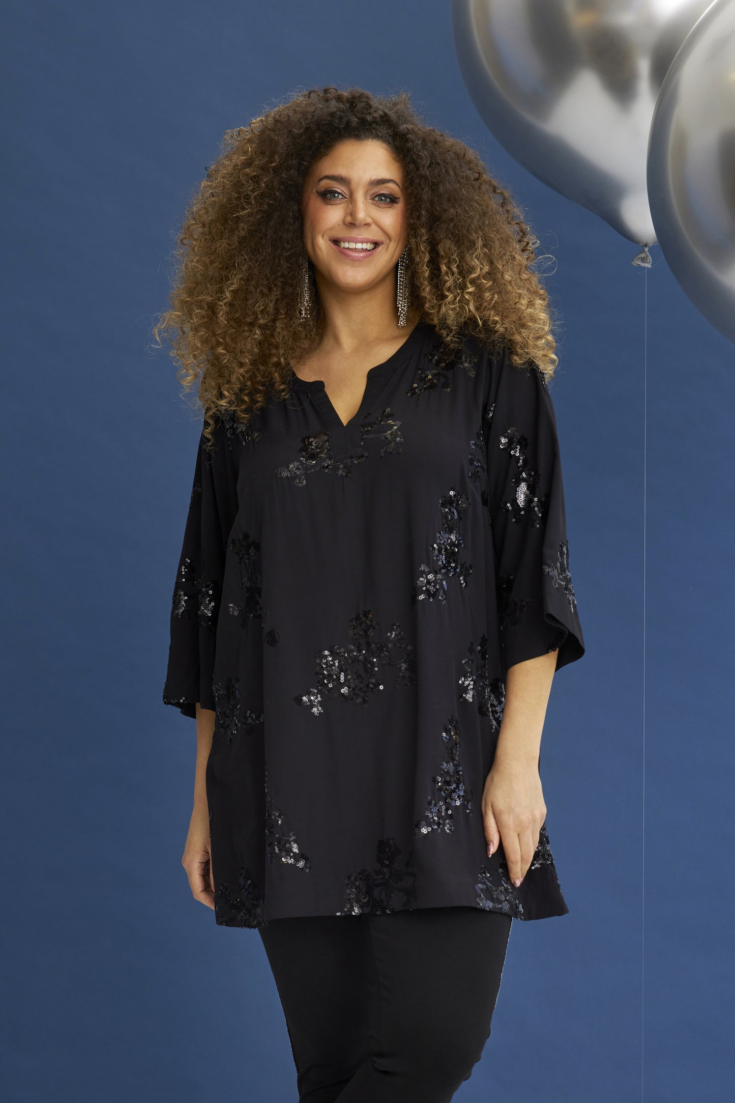 Zhenzi Dusa Top 572 zwart pailletten