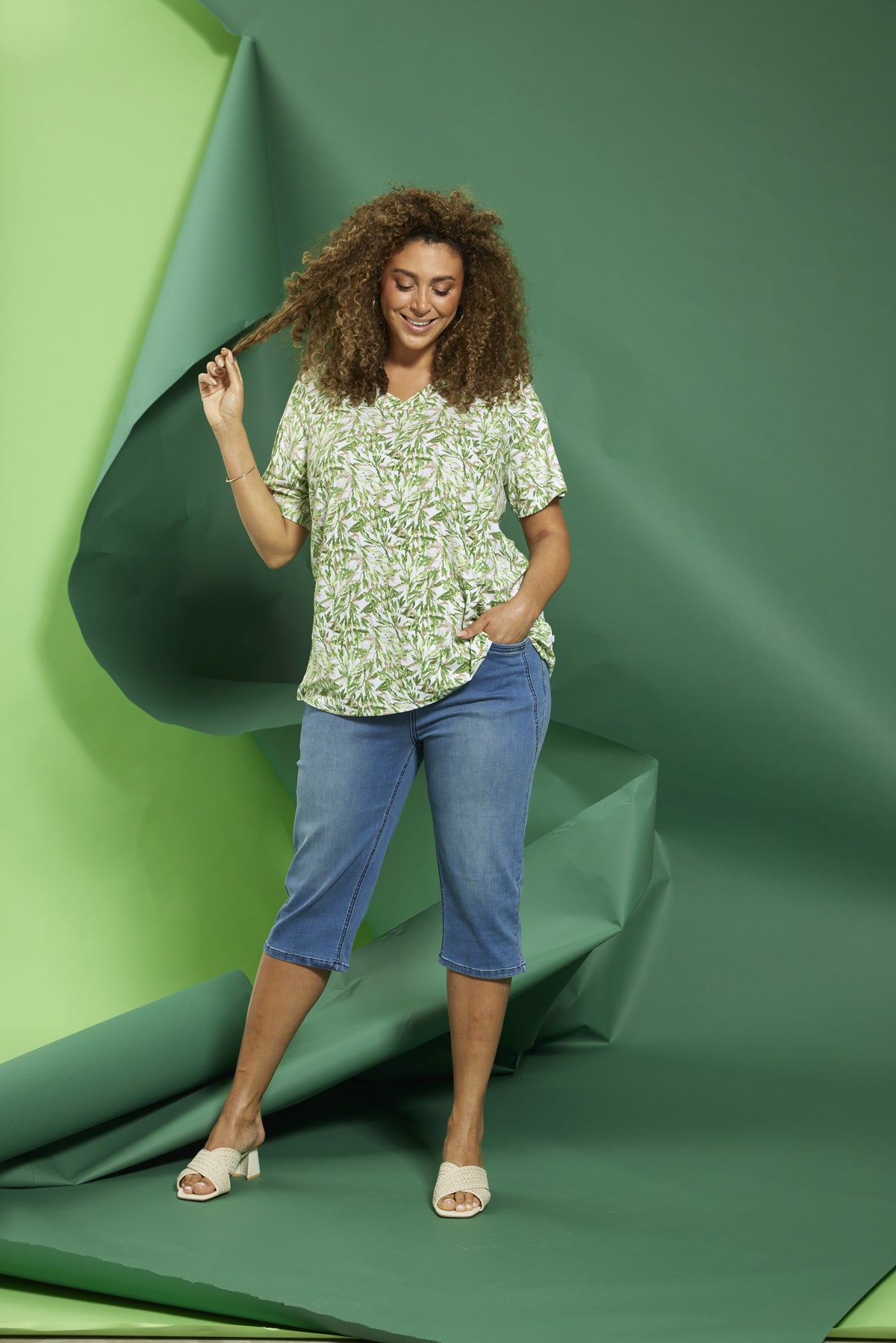 Zhenzi top Sylva Palm Leaf