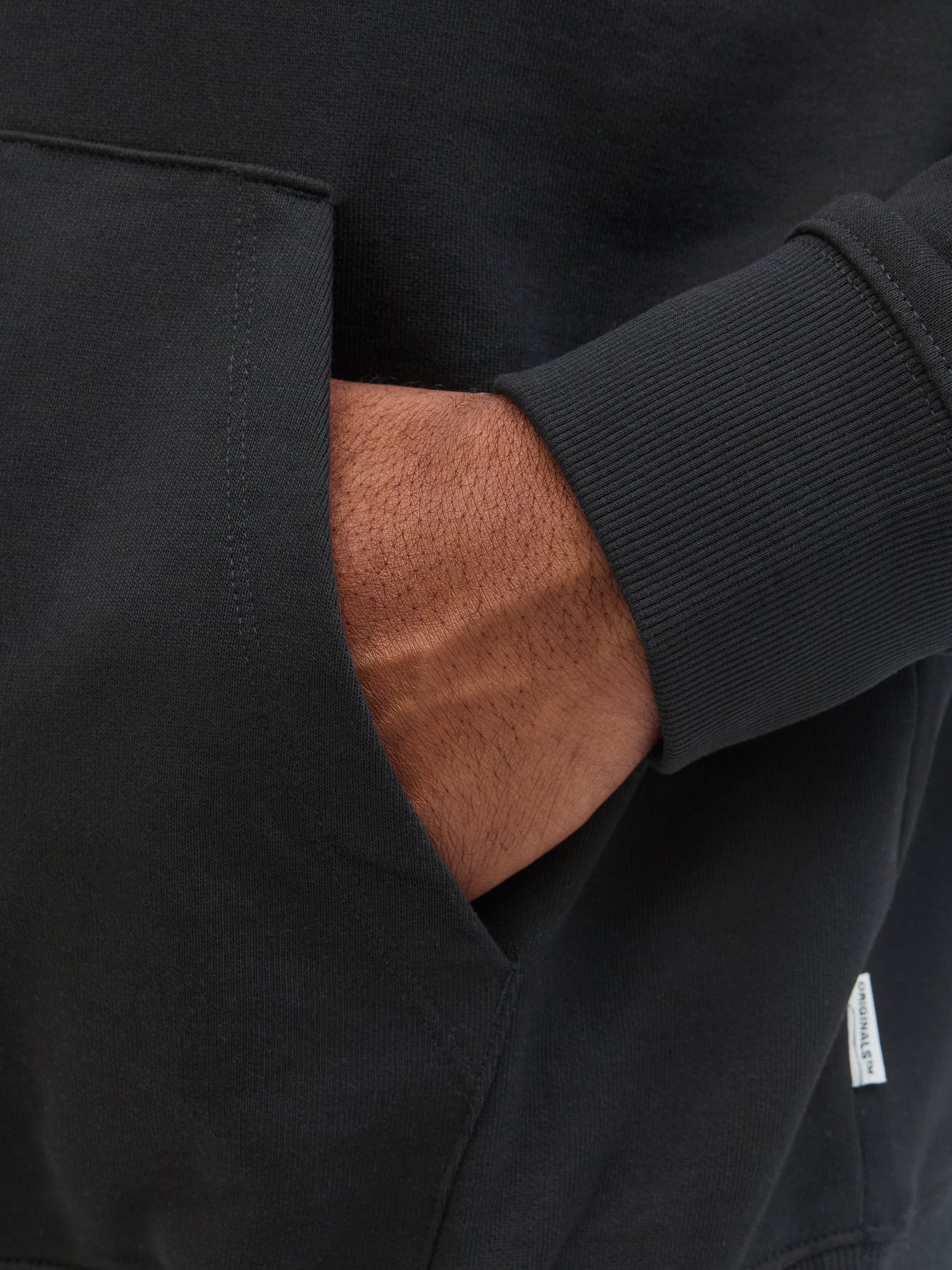 JORYORK GRAPHIC SWEAT HOOD PLS ZWART