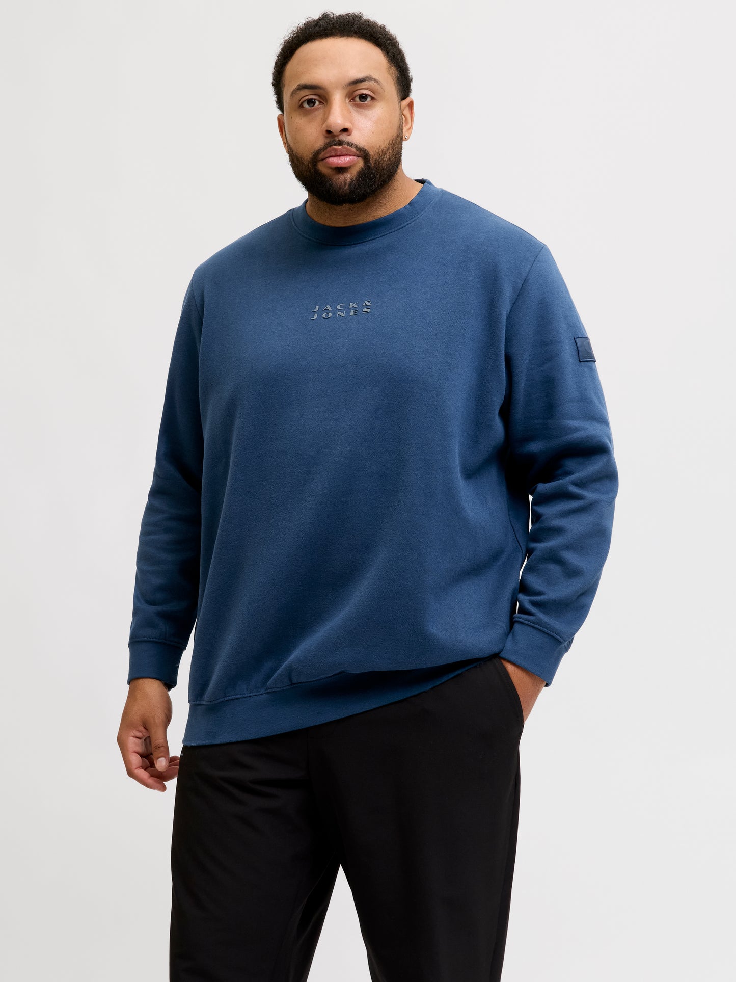 JACK&JONES JCOPOINT SWEAT BADGE CREW NECK PLS Blauw