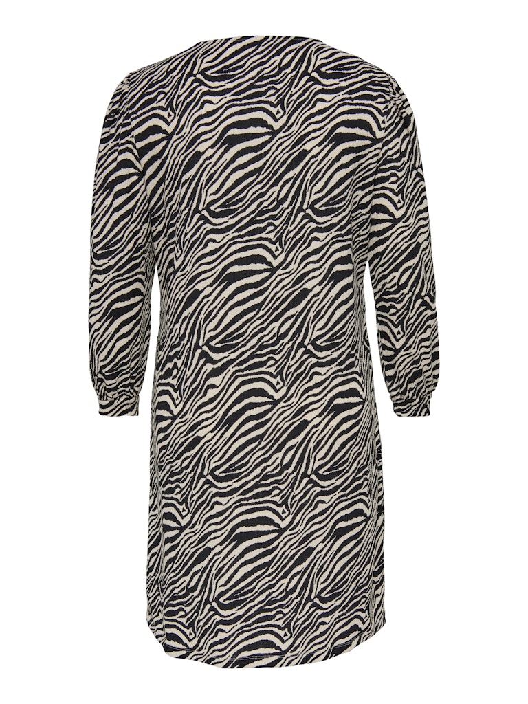 Only Carmakoma CARSOFIA LS KNEE DRESS JRS animal