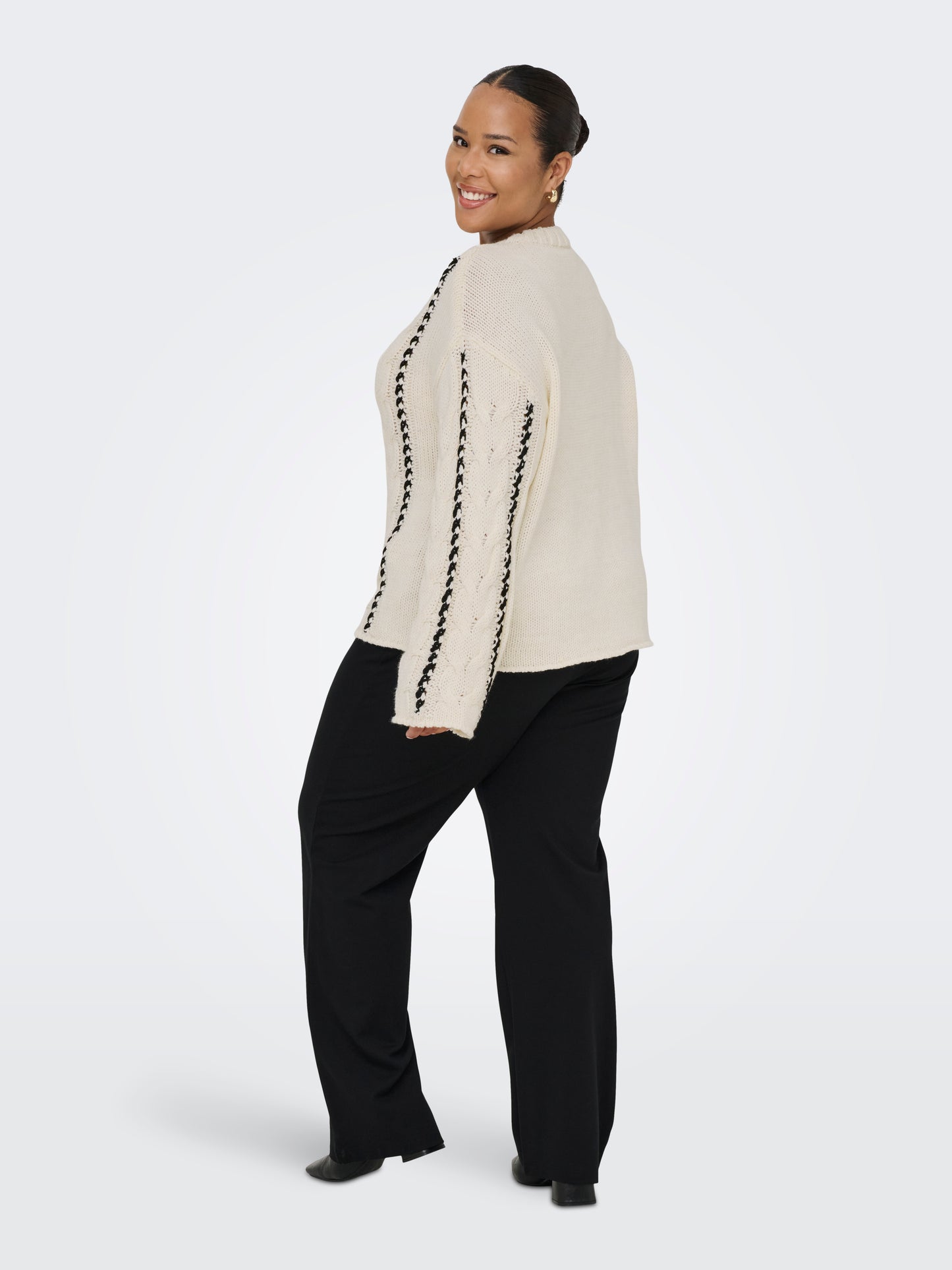 ONLY CARMAKOMA CARTESSA CABEL STITCH LS O-NECK KNT WIT