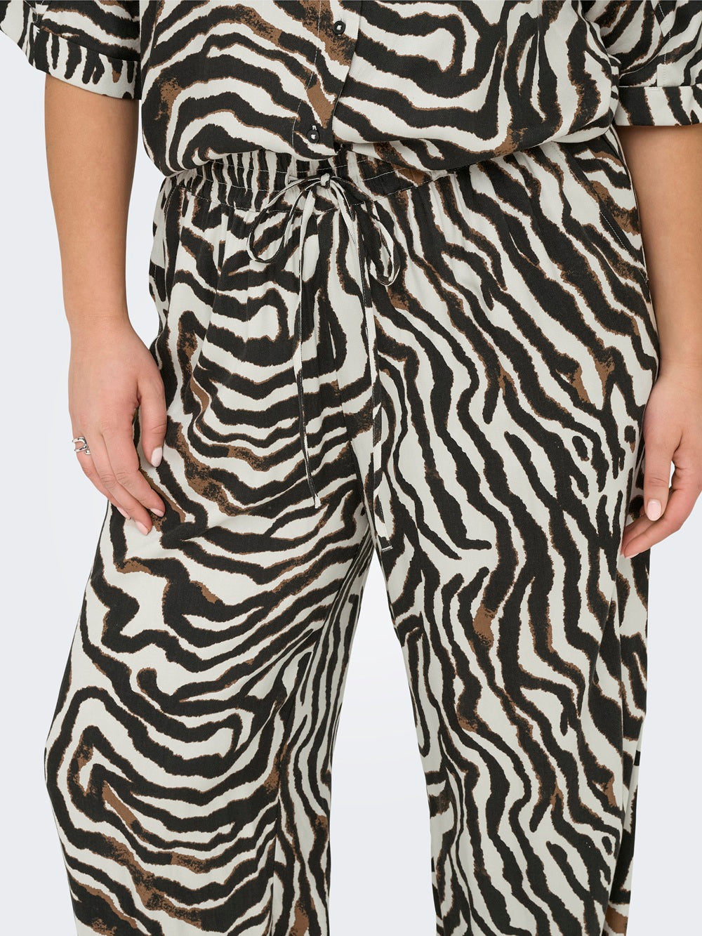 ONLY CARMAKOMA CARBERTE PANTS AOP