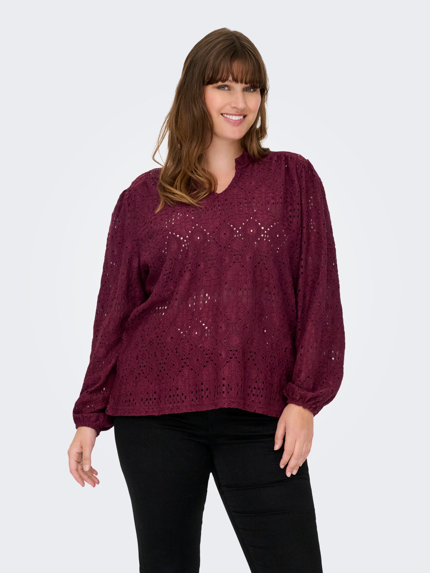 ONLY CARMAKOMA  CARLUZIA L/S V-NECK BLOUSE JRS ROOD