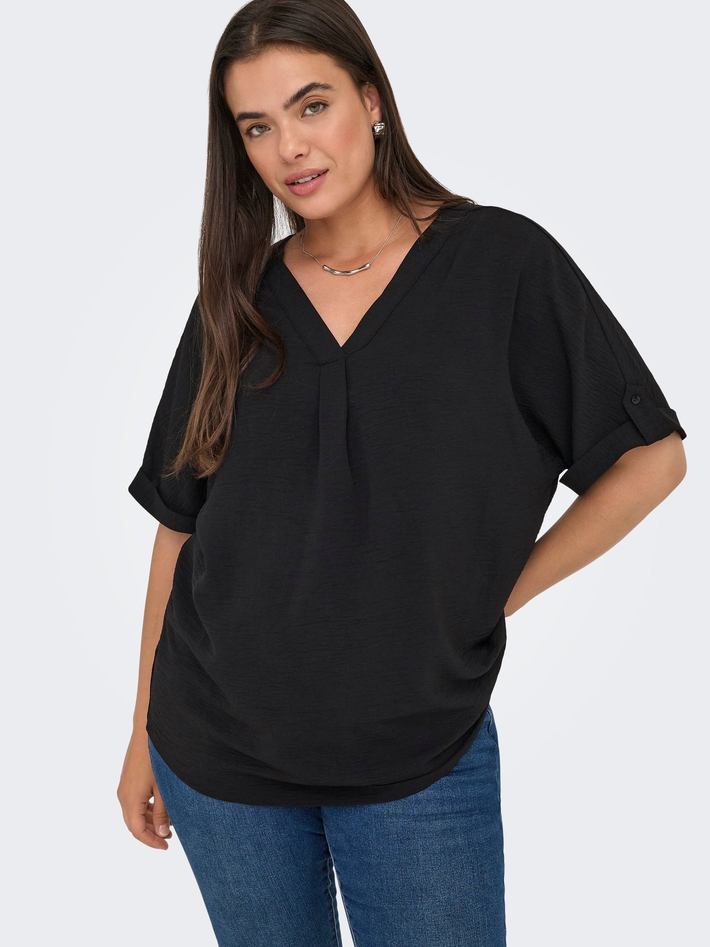 ONLY CARMAKOMA CARMETTA LIFE 2/4 FOLD UP V-NECK TOP WVN ZWART