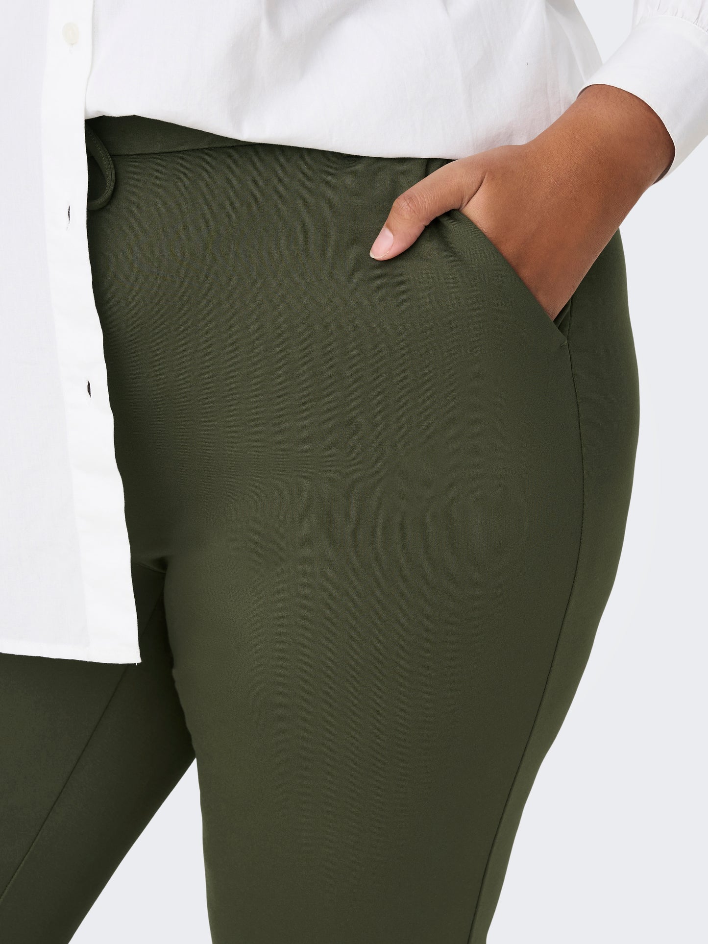 ONLY CARMAKOMA CARGOLDTRASH LIFE CLASSIC PANT OLIJFGROEN