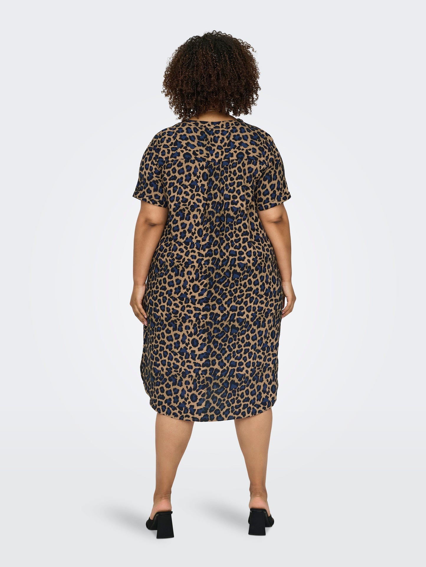 ONLY CARMAKOMA CARBABOOST LIFE S/S SHIRT DRESS DIERENPRINT