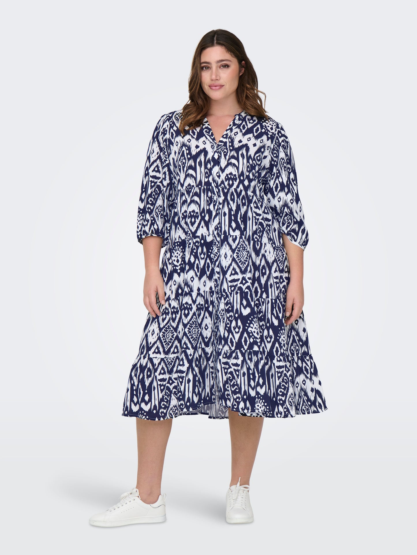 ONLY CARMAKOMA CARMILANA 3/4 DRESS BLAUW/WIT PLUSSIZE