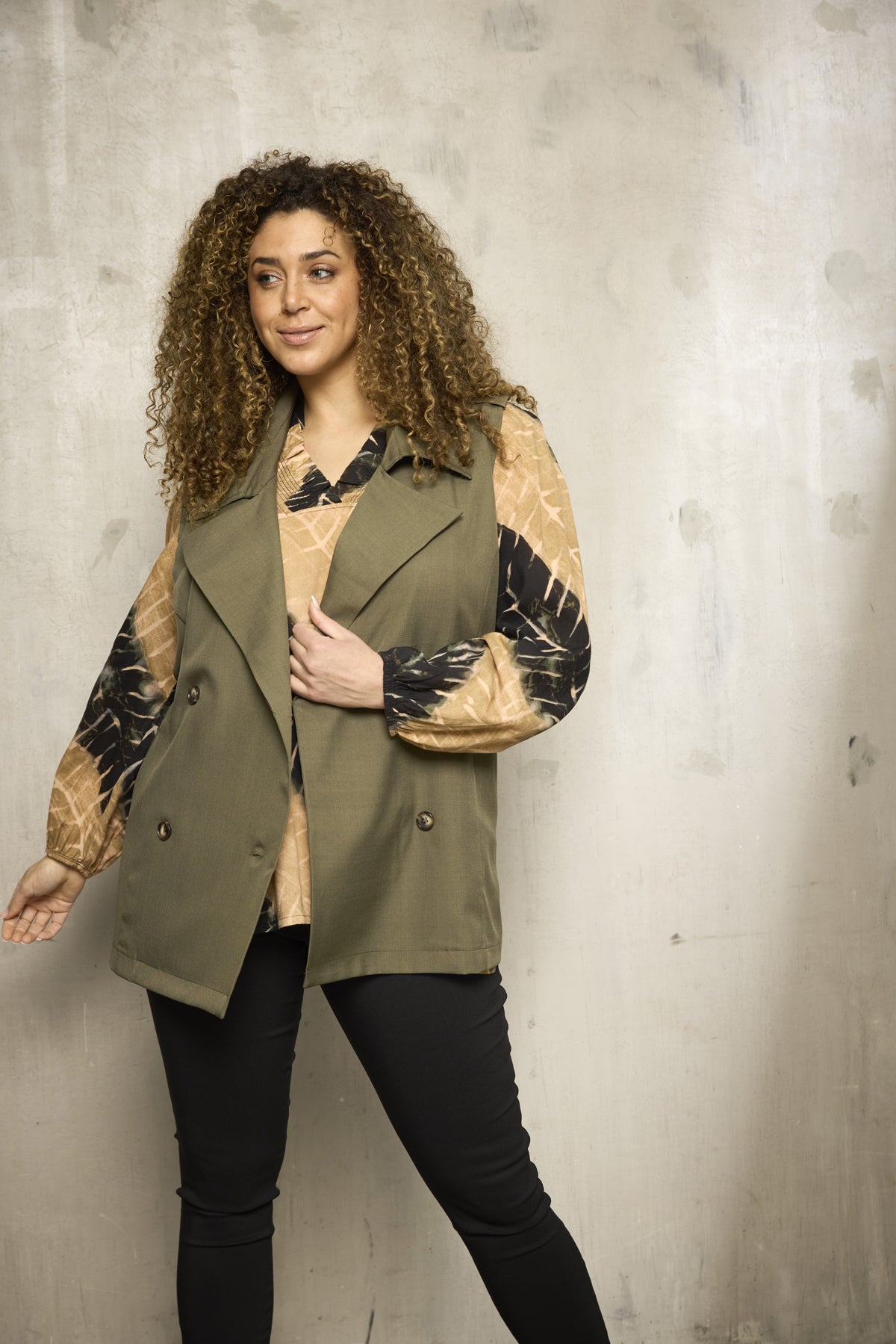 Zhenzi Zh-Silk 1054-Blouse L/S Dark Sand
