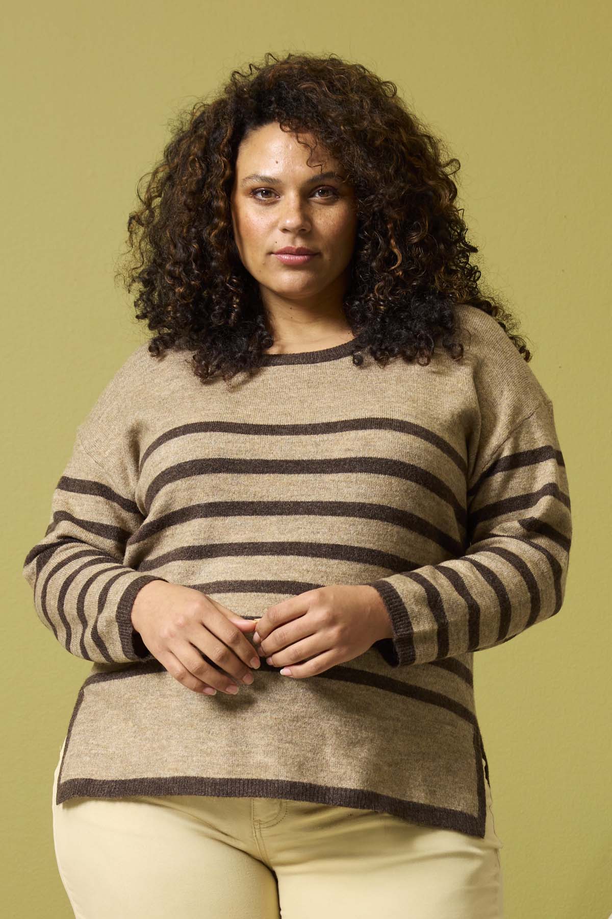 Zh-Elga1424-Pullover Portabella