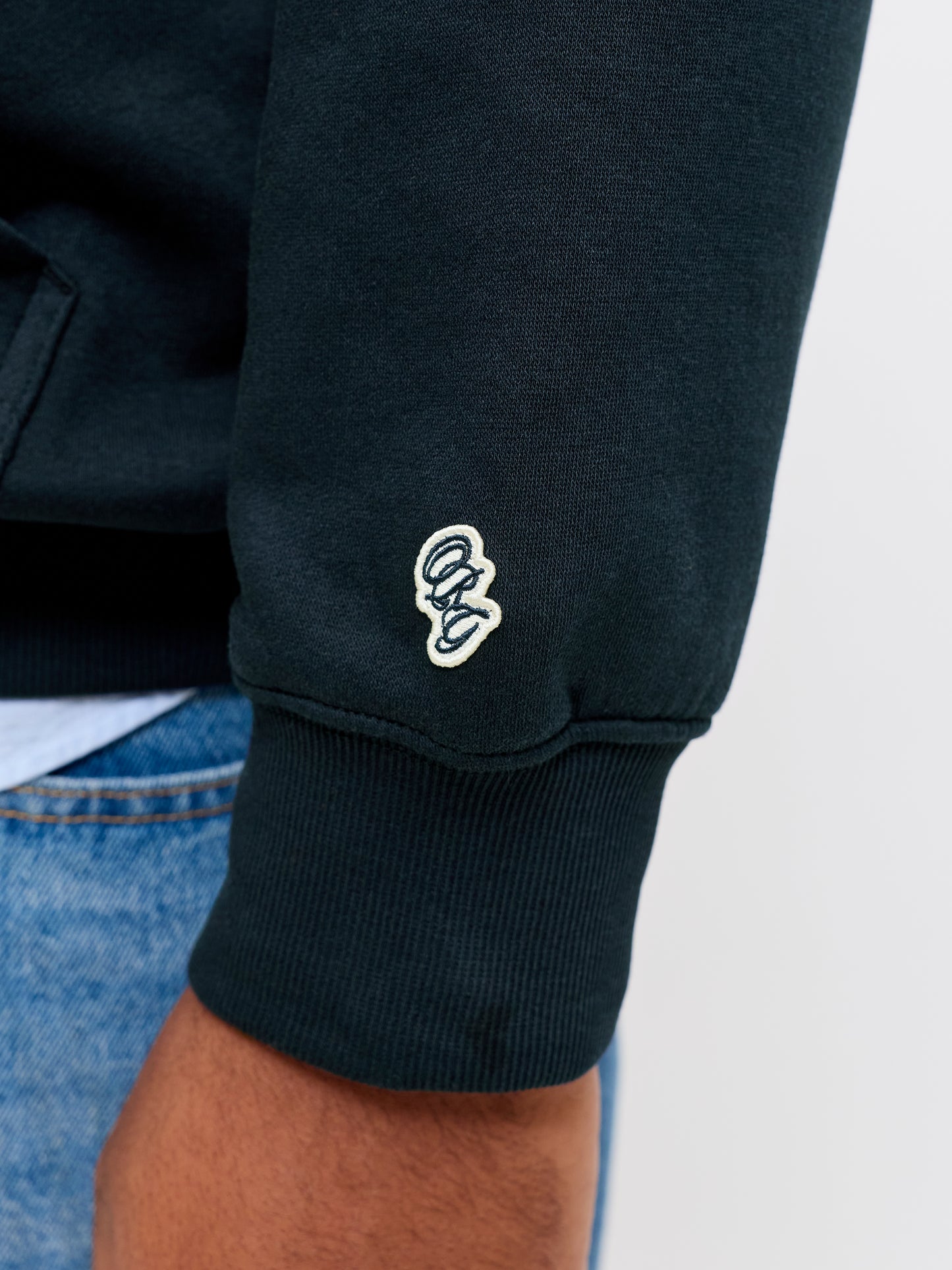 JACK&JONES JORFREDERIKSBERG MONOGRAM SWEAT BLAUW