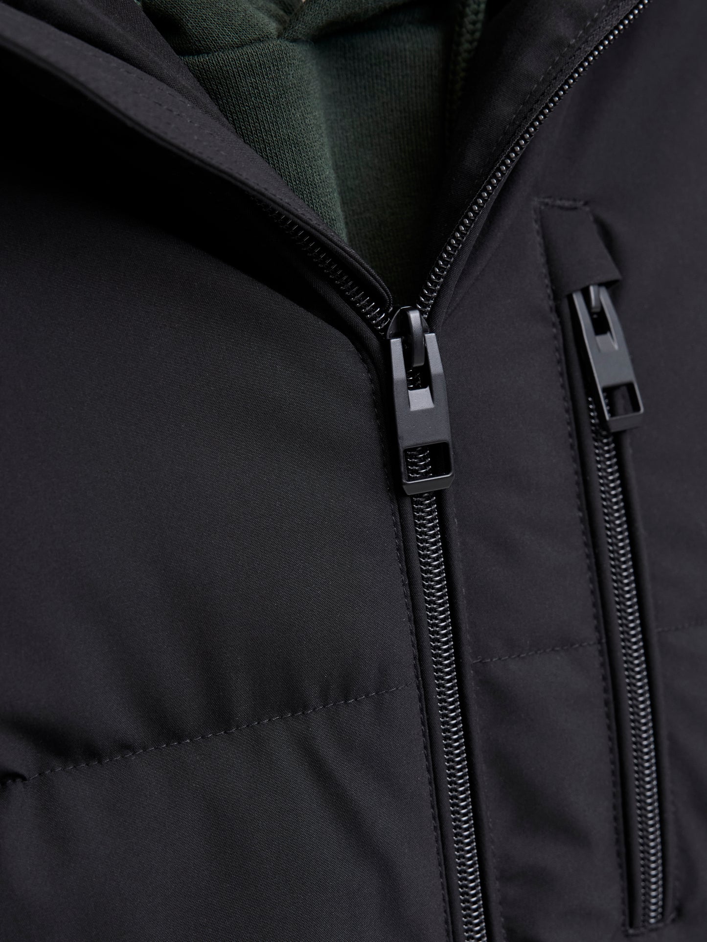JACK&JONES  JJEOWEN PUFFER SN PLS ZWART
