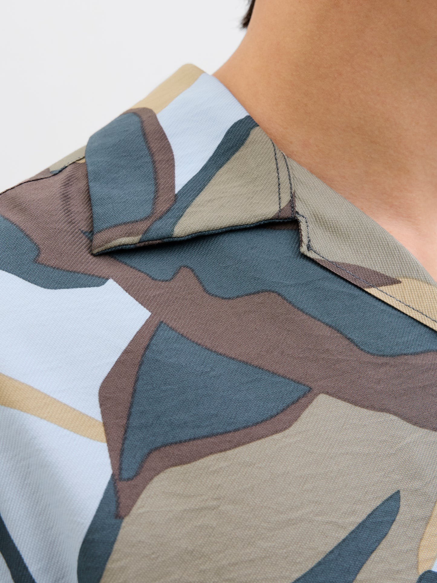 JACK&JONES JORTAVIRA MARSHALL AOP SHIRT