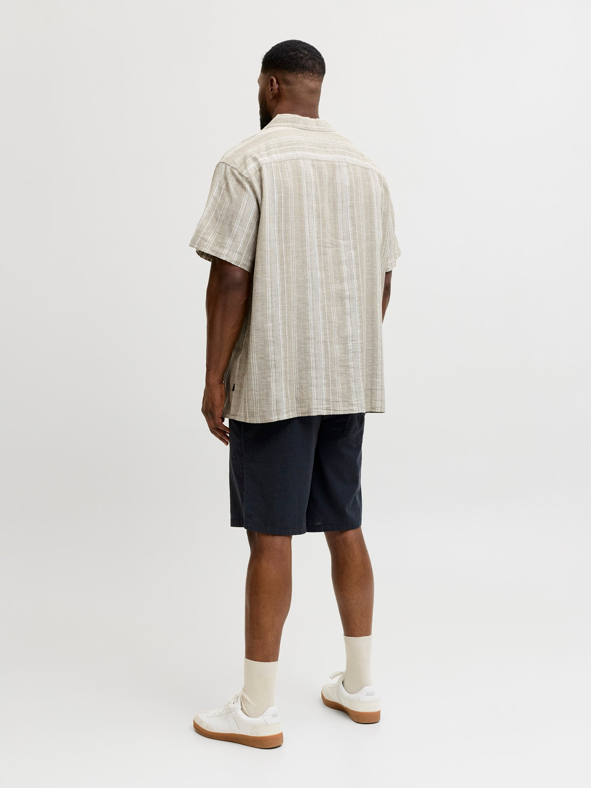 JACK&JONES  JPRBLUSUMMER LINEN BLEND DOBBY S/S S PLS