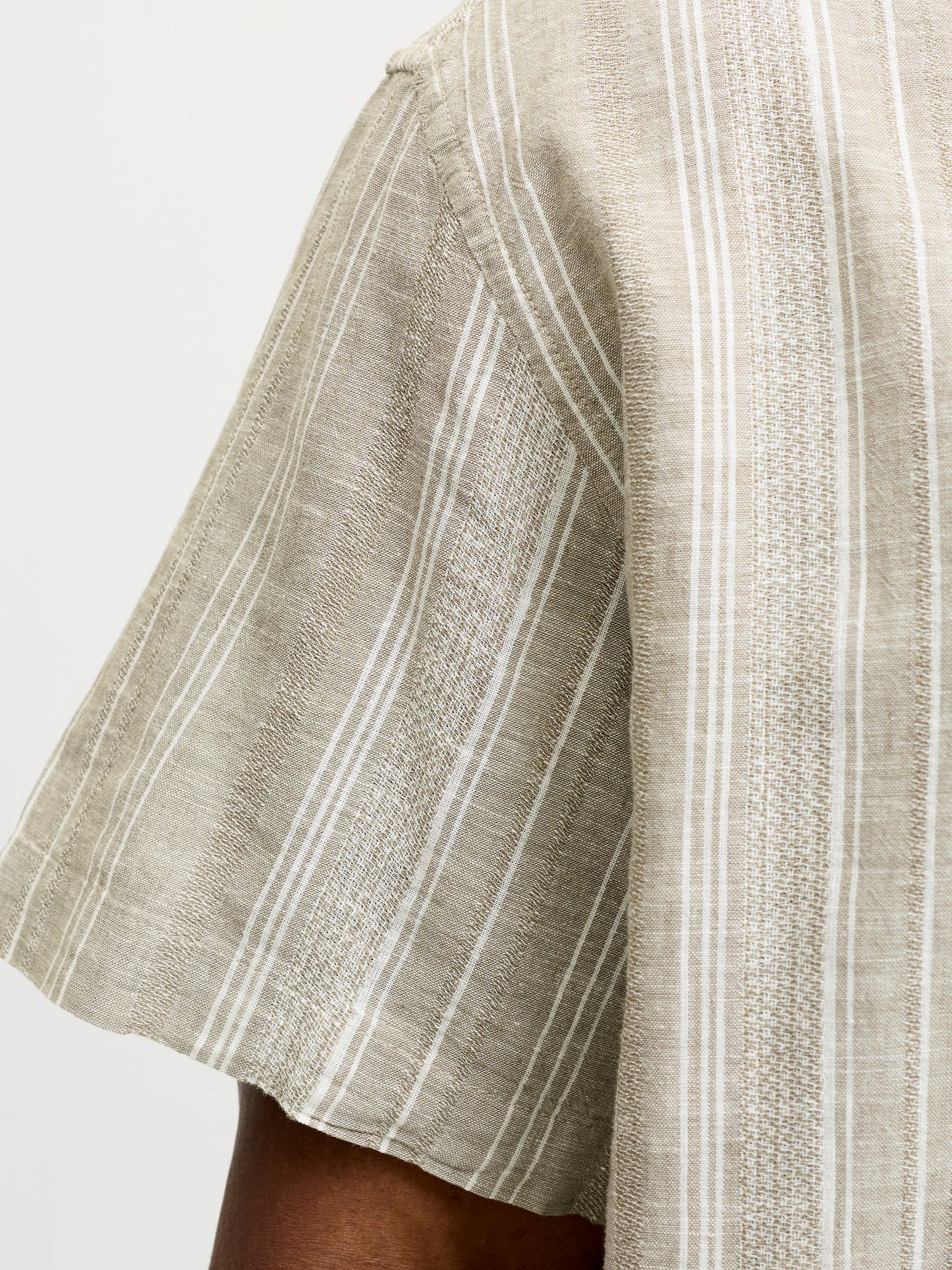 JACK&JONES  JPRBLUSUMMER LINEN BLEND DOBBY S/S S PLS