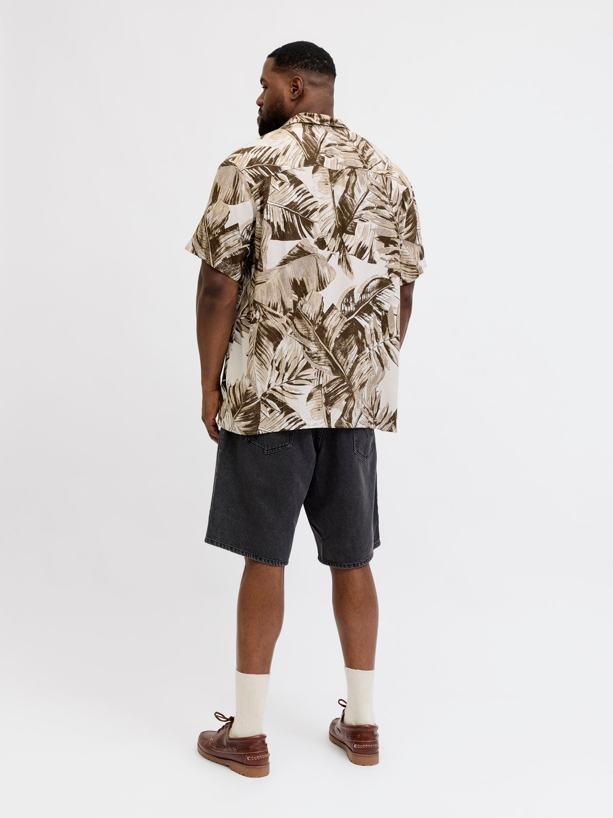 JACK&JONES  JJJEFF RESORT AOP SHIRT S/S PLS