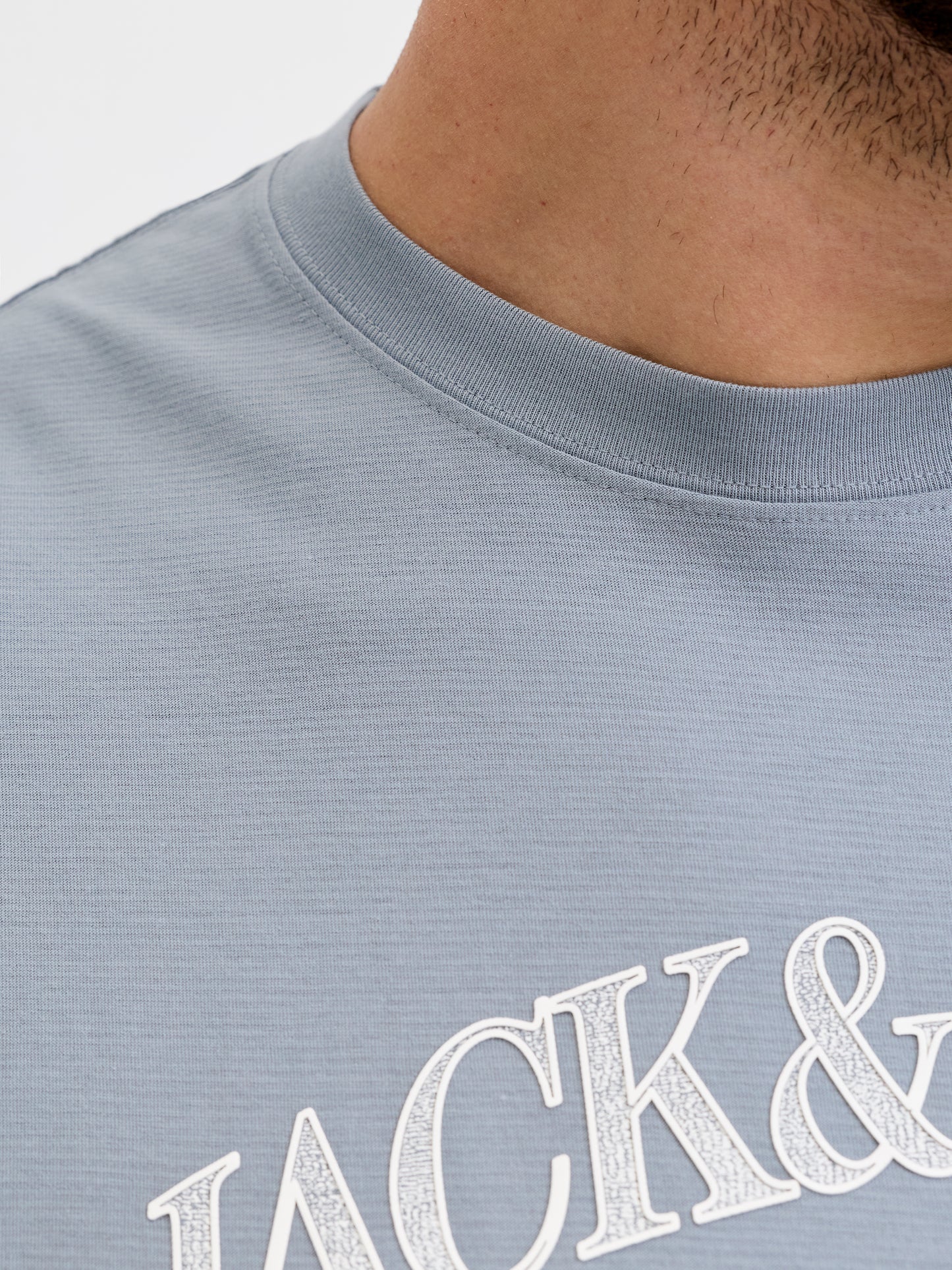 JACK&JONES   JORCASSIS BRANDING TEE SS CREW NECK PLS