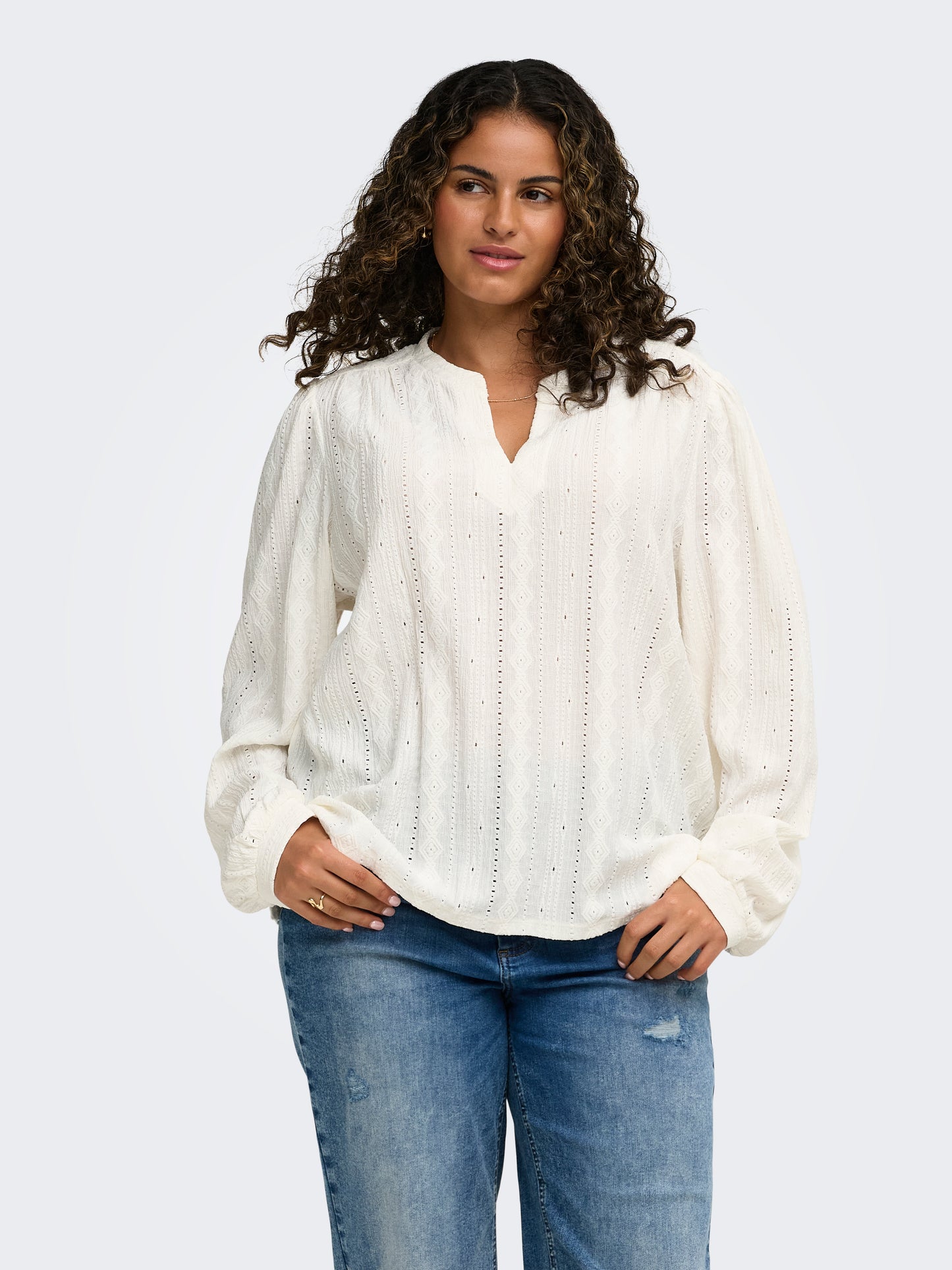 ONLY CARMAKOMA  CARMINNA L/S TOP JRS KLEUR WIT