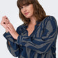 ONLY CARMAKOMA CARFANNIL LS V-NECK TOP AOP