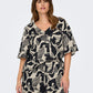 Only Carmakoma  CARMALUSI SS V-NECK TOP AOP pumice stone