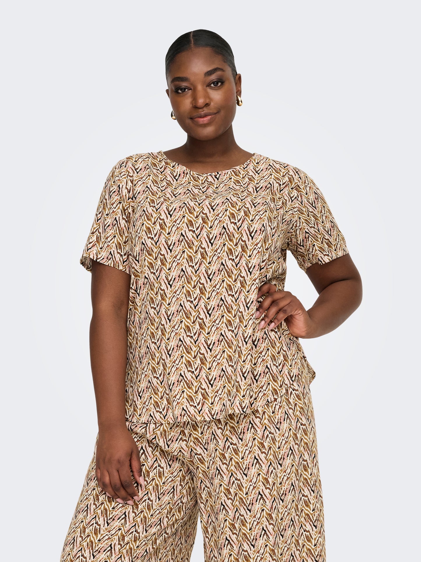 ONLY CARMAKOMA  CARNOVA BECH LIFE SS TOP AOP