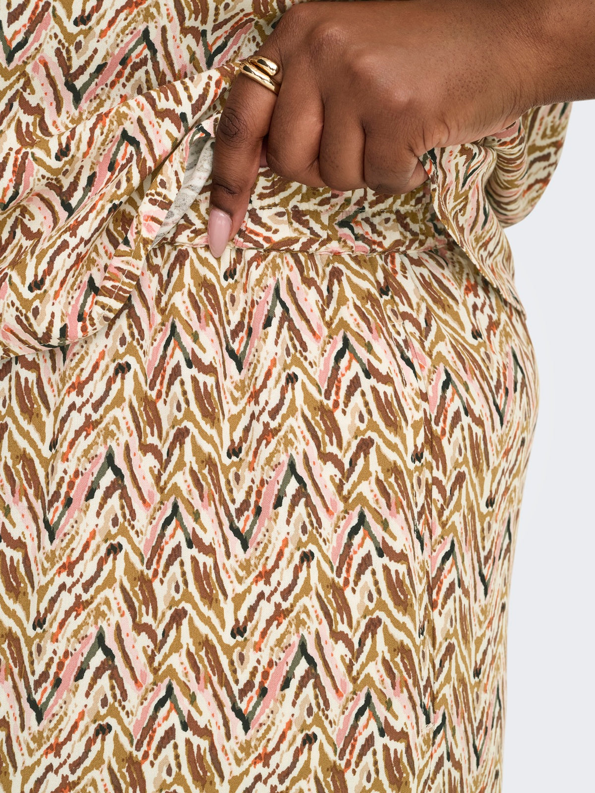 ONLY CARMAKOMA  CARNOVA CALF SKIRT PANT AOP