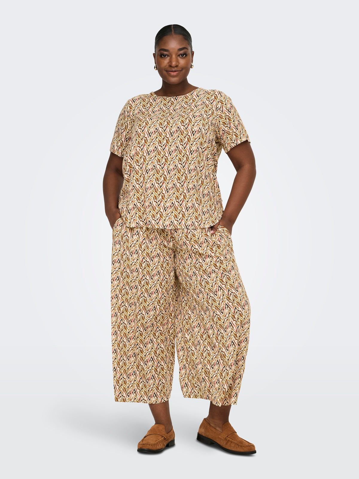 ONLY CARMAKOMA  CARNOVA CALF SKIRT PANT AOP
