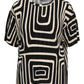 ONLY CARMAKOMA  CARRAVENNA S/S PLISSE AOP TOP ZWART/WIT