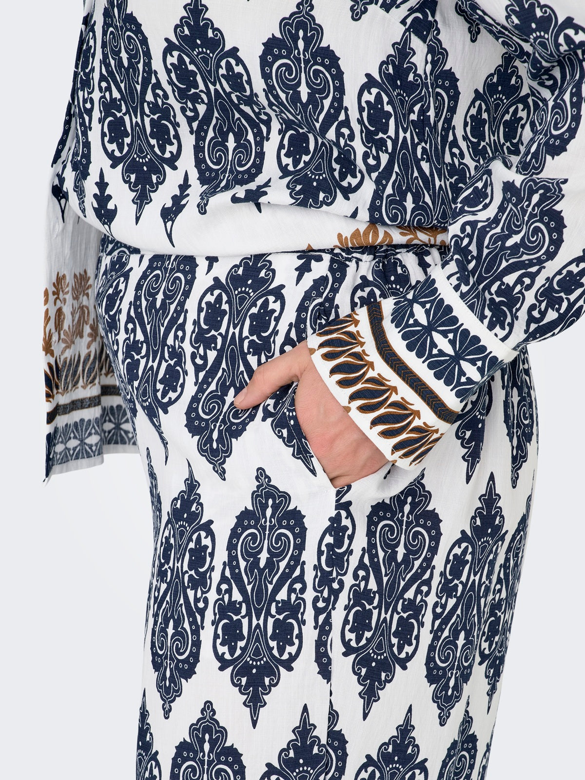 ONLY CARMAKOMA CARHAVANA STRAIGHT PANT AOP