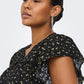 ONLY CARMAKOMA CARALBERTHE S/S V-NECK TOP AOP