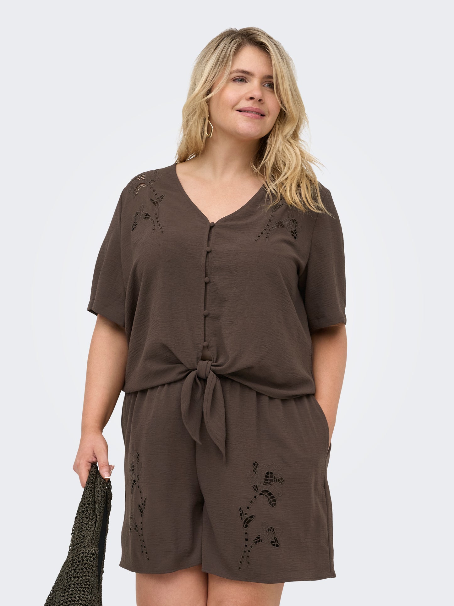 ONLY CARMAKOMA  CAREVALOU METTA 2/4 KNOT SHIRT WVN