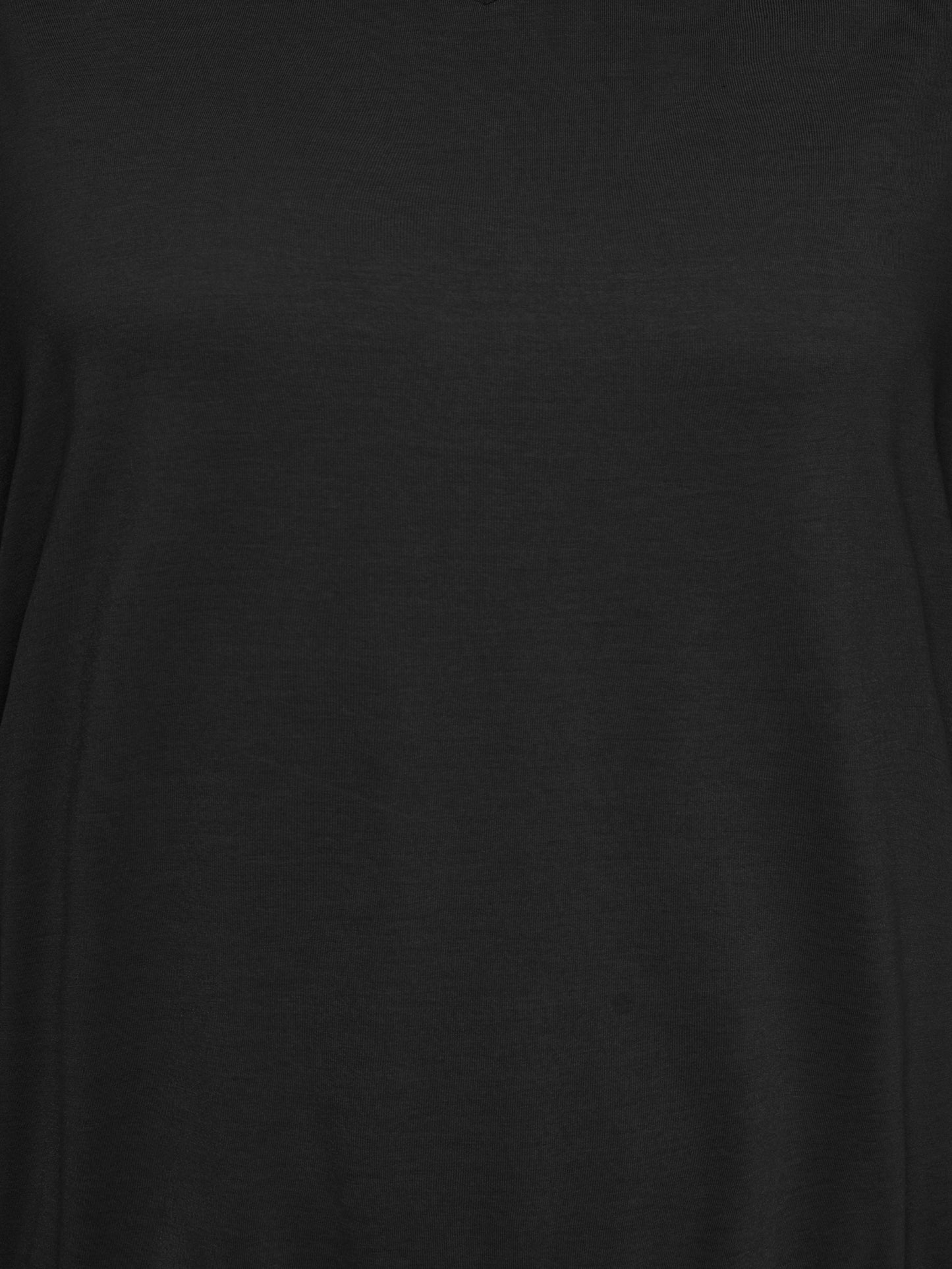 ONLY CARMAKOMA  CARCORAL S/S V-NECK TEE JRS ZWART